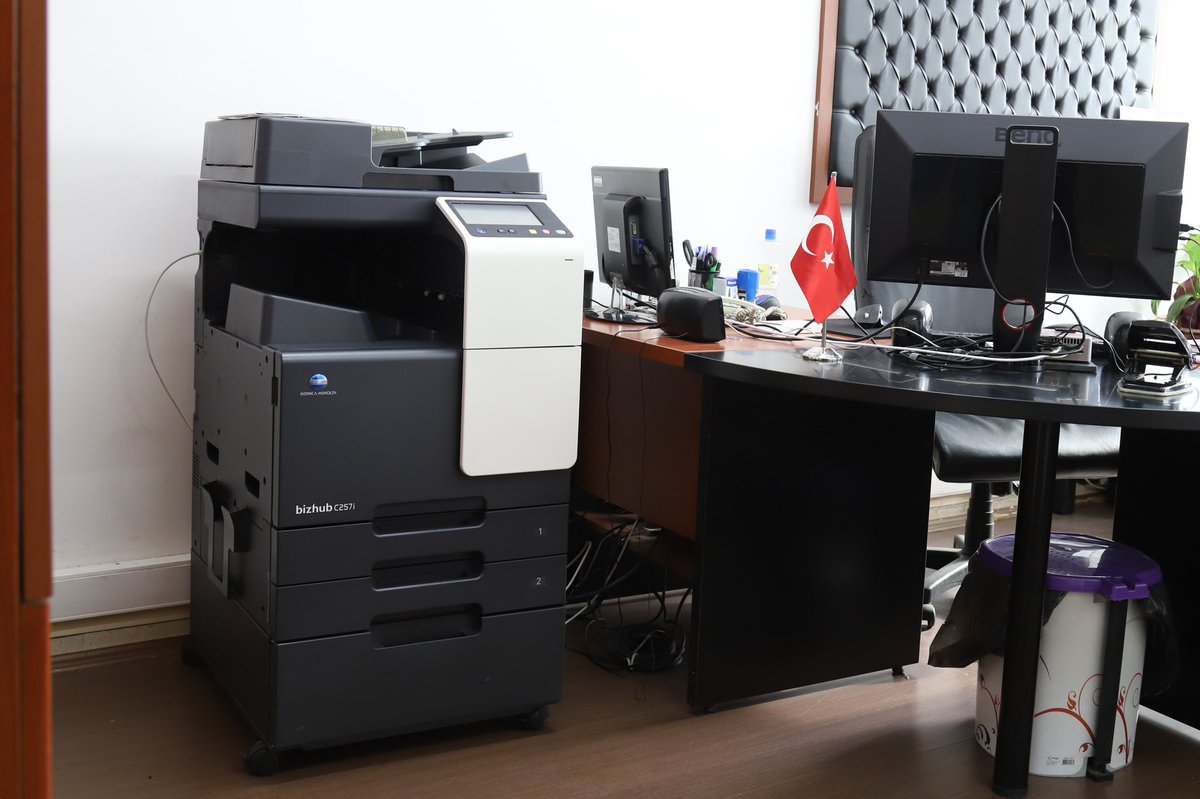 Eğitime Destek Vermeye Devam Ediyoruz! 📚🎉

Okul ziyaretlerimiz sırasında Yavuz Selim Ortaokulu’nun talep ettiği dijital baskı makinesi okulumuza teslim edildi!

Makinenin temininde dayanışma gösteren Topaloğlu Vakfı’na, Vakıf Başkanı Merve Öztopaloğlu Küçükel ve Yönetim Kurulu