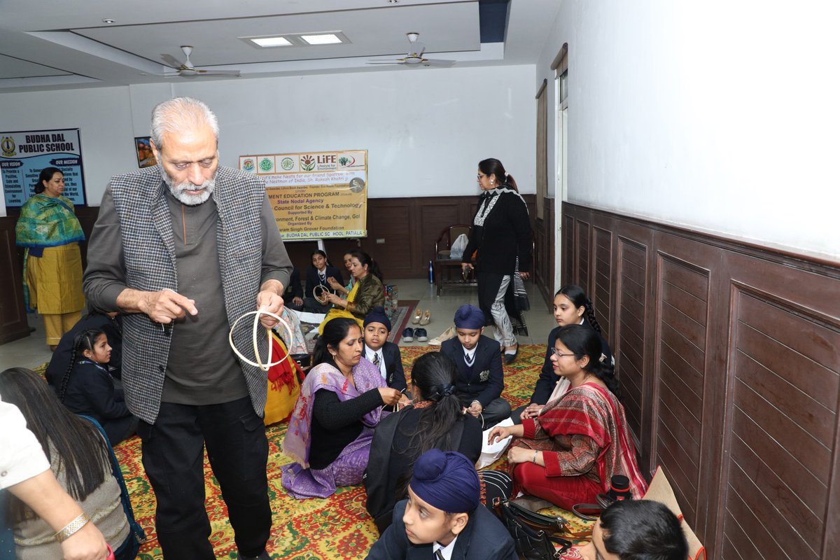 SDSG Foundation (@sdsgfoundation) on Twitter photo #SaveBirds , #BuildSustainableNests #Workshop by Nest Man of India, Rakesh Khatri Ji in #collaboration with <a href="/sdsgfoundation/">SDSG Foundation</a> at Budha Dal Public School, Patiala, <a href="/PSCST_GoP/">Punjab State Council for Science and Technology</a> <a href="/moefcc/">MoEF&CC</a> <a href="/PbGovtIndia/">Government of Punjab</a> <a href="/PritpalPSCST/">Pritpal Singh</a> <a href="/KSBathPSCST/">KSBathPSCST</a> <a href="/susangeorgek/">Susan George K</a> <a href="/RK_nestman/">Rakesh Khatri, Nest Man of India</a> <a href="/thkurmandakini/">Mandakini Thakur</a> #SaveBirds , #BuildSustainableNests #Workshop by Nest Man of India, Rakesh Khatri Ji in #collaboration with <a href="/sdsgfoundation/">SDSG Foundation</a> at Budha Dal Public School, Patiala, <a href="/PSCST_GoP/">Punjab State Council for Science and Technology</a> <a href="/moefcc/">MoEF&CC</a> <a href="/PbGovtIndia/">Government of Punjab</a> <a href="/PritpalPSCST/">Pritpal Singh</a> <a href="/KSBathPSCST/">KSBathPSCST</a> <a href="/susangeorgek/">Susan George K</a> <a href="/RK_nestman/">Rakesh Khatri, Nest Man of India</a> <a href="/thkurmandakini/">Mandakini Thakur</a>