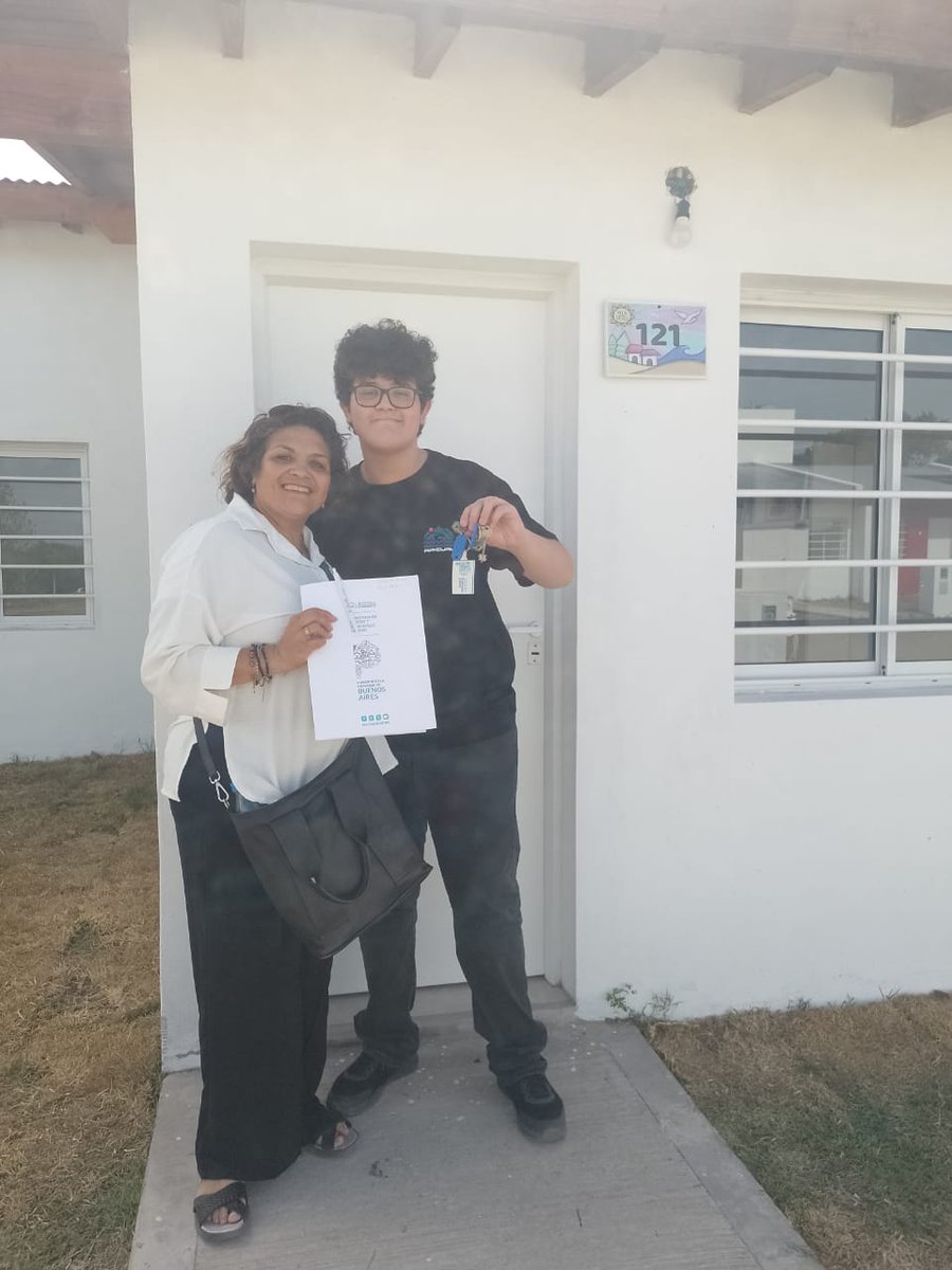 "Hace muchos años esperaba la vivienda y es muy emocionante poder decir que tengo mi casa para mis tres hijos, soy docente jubilada y nunca dejé de soñar que este momento iba a llegar. Voy a pagar con orgullo cada cuota de este plan para que sigan construyendo viviendas