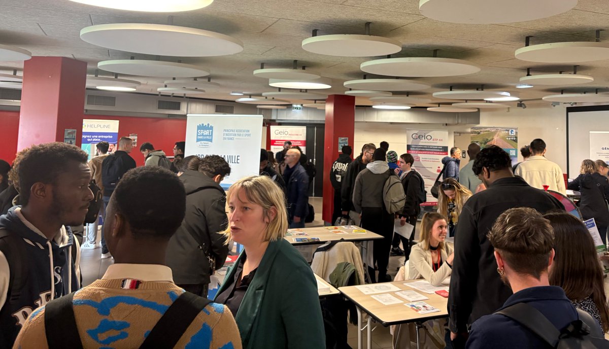 Forum de l’Alternance à #Nantes #Dervallières
Merci aux organisateurs ainsi qu'aux entreprises et aux centres de formation présents. Tous mes souhaits de réussite aux futurs alternants présents cet après-midi aux Forum de l'alternance.