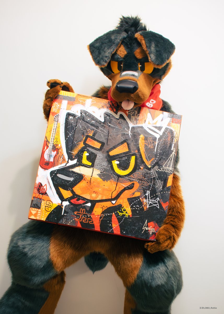 LOBO_Rottie's tweet photo. I’m completely captivated by this artwork!!!!!🧡🧡🧡
An amazing creation by the Australian artist @Blueroooo  !!🐾 https://t.co/Oab9Qez5wW
