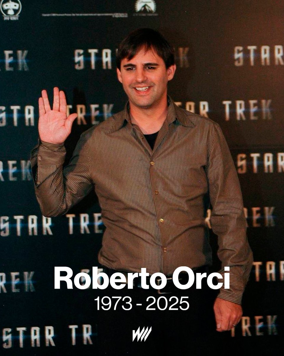 El mundo del entretenimiento ha perdido a un gran narrador y creador, el guionista y productor mexicano Roberto Gastón Orci, quien fuese el responsable del resurgimiento de la saga Star Trek.

Conoce la historia completa: warp.la/adios-a-robert…