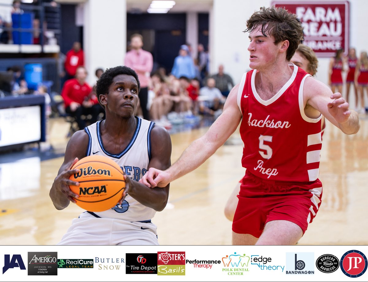 msscoreboard's tweet photo. Jackson Prep defeats defending Overall champion Jackson Academy 53-51 to win MAIS Overall boys championship Wednesday night at Mississippi College in Clinton.

Photos by Brad Bridges

@JARaiderSports @JPsports #BasketballChampionship  #highschoolbasketball #BasketballChampions https://t.co/xRpc2GohQg