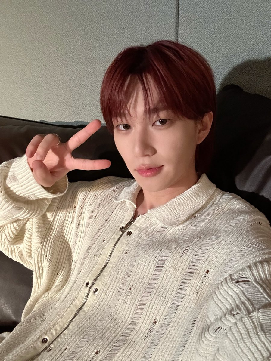 SARAkookhyunhwa's tweet photo. ✌️🙂
[ #P1SD #P1HSD #P1eceSelcaDay #P1Harmony #Pwon #Theo #Taeyang #ChoiTaeyang ] https://t.co/lI5H9KxhbG