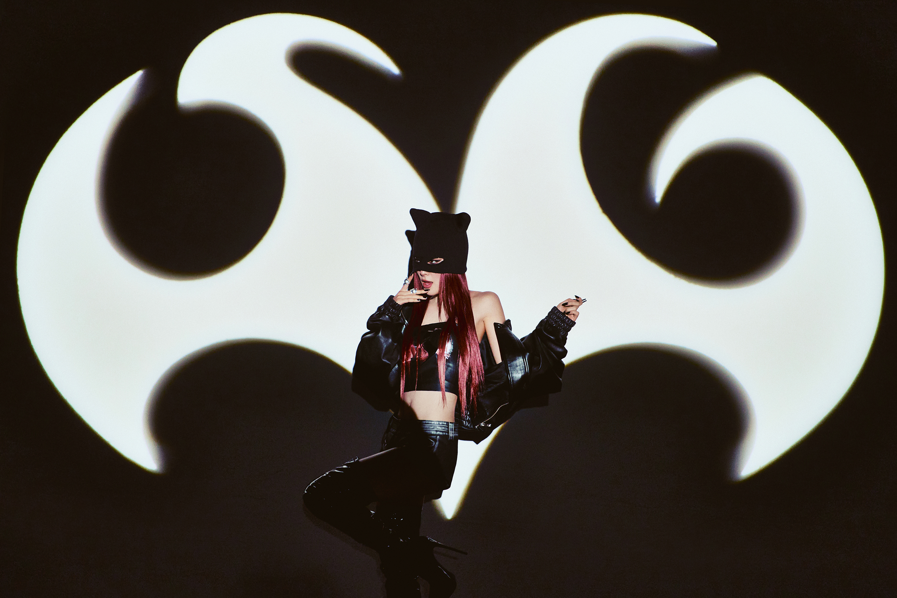 GkzZ6aBaoAMBq1m?format=jpg&name=4096x4096