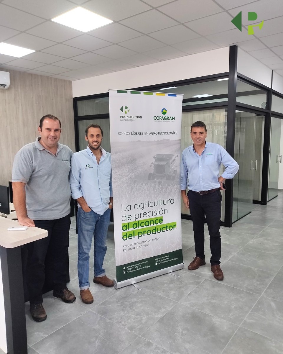 Un paso más con <a href="/CopagranUy/">COPAGRAN</a> ✅

Hicimos entrega de los banners en Colonia y Soriano. Donde hacemos llegar la agricultura de precisión de forma sencilla y confiable a los socios y clientes de COPAGRAN. 
✅Seguimos generando información sólida
📍Ombúes, Carmelo, Rodó y Risso