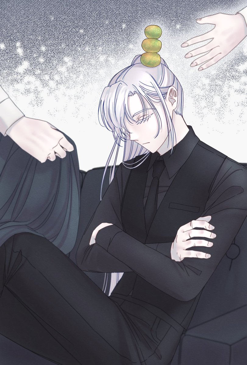 #세렌티의_시간 
#혼자_남지_않도록_혼자_잊히지도_않도록 
#새파랗게_내려앉아_잊히지_않을_영웅 
#베른_세크리티아의_생에_세렌티의_영광_있으리 #HAPPYBIRTHDAY_BERN 
#0230_베른_생일_축하해 
#세크리티아_왕제_탄신일 
#세크리티아에_별이_내려온_날 
#이다지도_많은_별이_기뻐하잖니