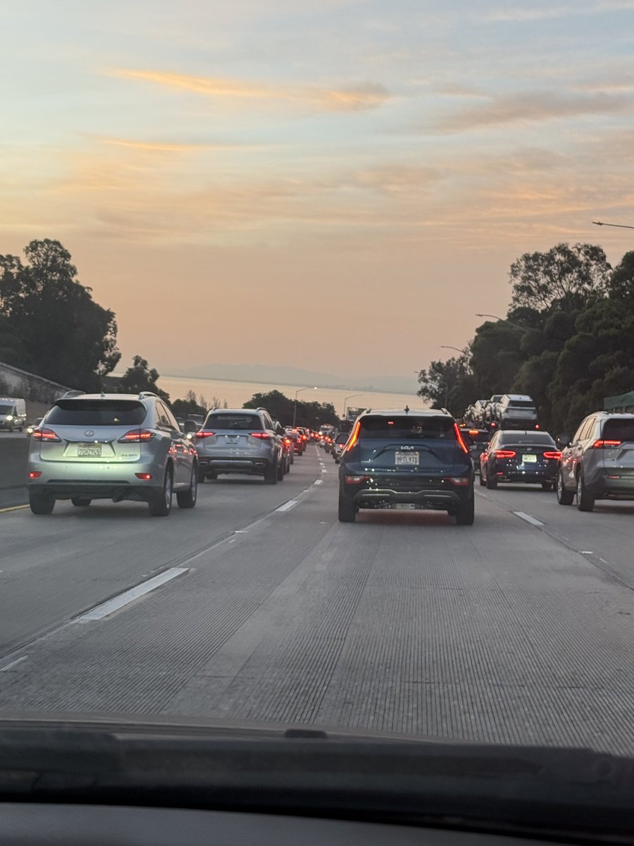 @TeamSFOCS (@teamsfocs1) on Twitter photo Stay off of 101South! Fuel Spill, tried to take the streets off of oyster point exit but that was jampacked too so now headed to 280 S. good luck everybody <a href="/flySFO/">San Francisco International Airport (SFO) ✈️</a> <a href="/united/">United Airlines</a> <a href="/TeamSFOCG/">UA SFO Ramp Service</a> <a href="/teamsfocs/">@TeamSFOCS</a> Stay off of 101South! Fuel Spill, tried to take the streets off of oyster point exit but that was jampacked too so now headed to 280 S. good luck everybody <a href="/flySFO/">San Francisco International Airport (SFO) ✈️</a> <a href="/united/">United Airlines</a> <a href="/TeamSFOCG/">UA SFO Ramp Service</a> <a href="/teamsfocs/">@TeamSFOCS</a>