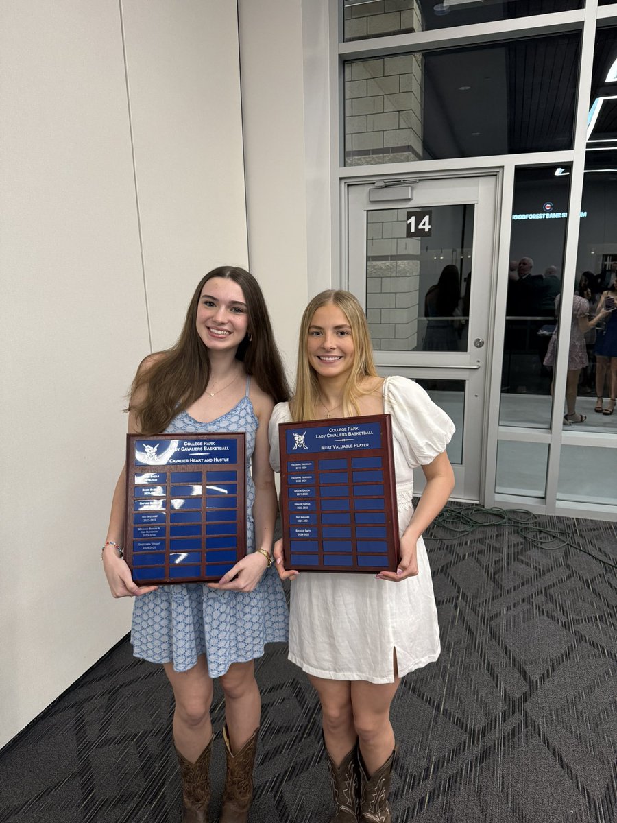 College Park Girls Basketball (@collegepark_gbb) on Twitter photo MVP & Cavalier Heart & Hustle Awards!
✨Most Valuable Player✨
<a href="/brooke_smth/">Brooke Smith</a>
💙Cavalier Heart & Hustle🩶<a href="/gretch_wright00/">Gretchen Wright</a> MVP & Cavalier Heart & Hustle Awards!
✨Most Valuable Player✨
<a href="/brooke_smth/">Brooke Smith</a>
💙Cavalier Heart & Hustle🩶<a href="/gretch_wright00/">Gretchen Wright</a>