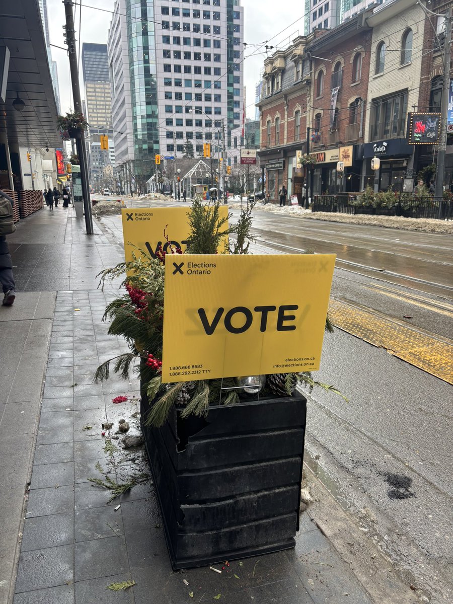 briames's tweet image. Hey #SpadinaFortYork, just cast my ballot for @AprilEngelberg! Quick and easy, thanks @ElectionsON!

Go @OntLiberal, go!

#onpoli