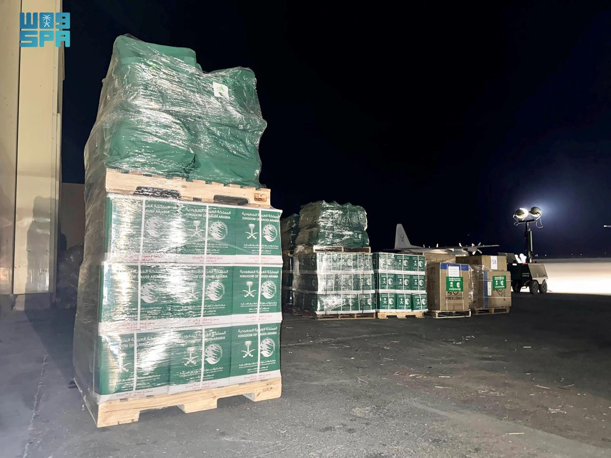 وصول الطائرة الإغاثية السعودية الـ 58 لإغاثة الشعب الفلسطيني في قطاع غزة التي يسيّرها مركز الملك سلمان للإغاثة.
spa.gov.sa/N2272061
#واس_عام