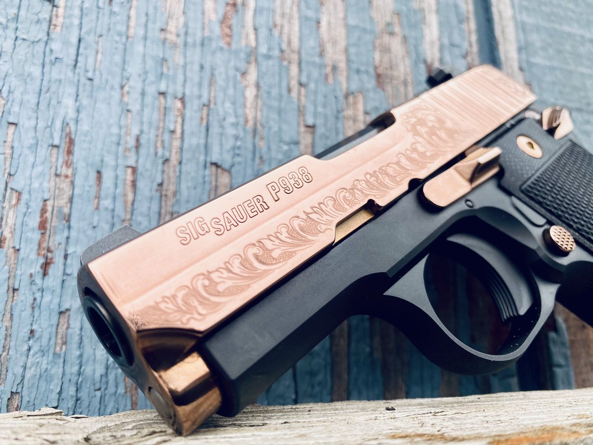 Morris Gun Shop tweet media