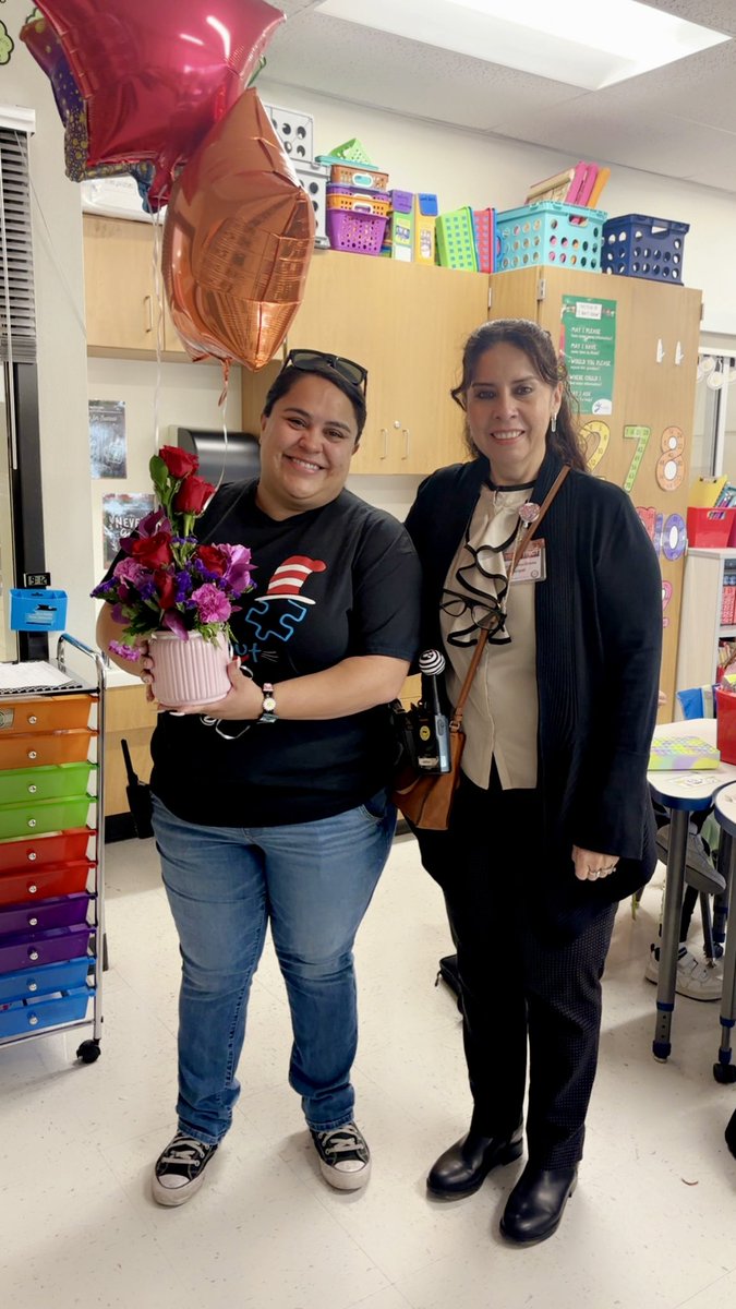 Karina Saldivar Huerta (@cis_ksaldivar) on Twitter photo We are delighted to honor Ms. Sarah Almanza as our Employee of the Year! 👏🏻 Thank you for your exceptional performance and unwavering commitment. Congratulations! 🎉<a href="/RiversideEleme2/">Riverside Elementary School</a> <a href="/UrenoOlivas/">Claudia Ureno-Olivas</a> <a href="/vvillarreal31/">Vero Villarreal, Librarian</a> <a href="/YsletaISD/">Ysleta ISD</a> We are delighted to honor Ms. Sarah Almanza as our Employee of the Year! 👏🏻 Thank you for your exceptional performance and unwavering commitment. Congratulations! 🎉<a href="/RiversideEleme2/">Riverside Elementary School</a> <a href="/UrenoOlivas/">Claudia Ureno-Olivas</a> <a href="/vvillarreal31/">Vero Villarreal, Librarian</a> <a href="/YsletaISD/">Ysleta ISD</a>