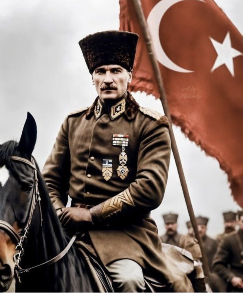 Mustafa Kemal'in Askerleriyiz! Nokta!
Biji Serok Apo✖️
