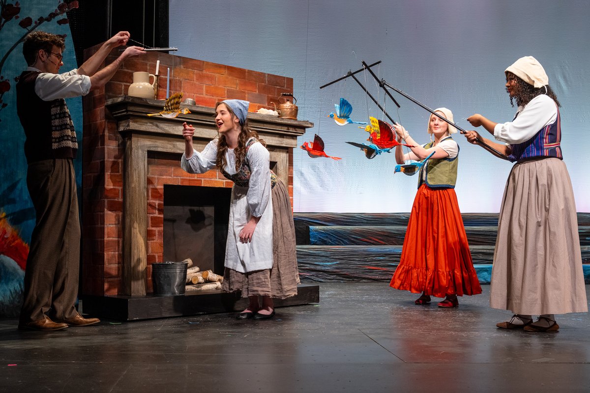 The Clemson Players' production of "Into the Woods" opens tonight-Sunday. I got to photograph their dress rehearsal Tuesday night and this play is a doozy! The CP's largest production since before COVID. #collegetheater #performingarts #musical #IntoTheWoods