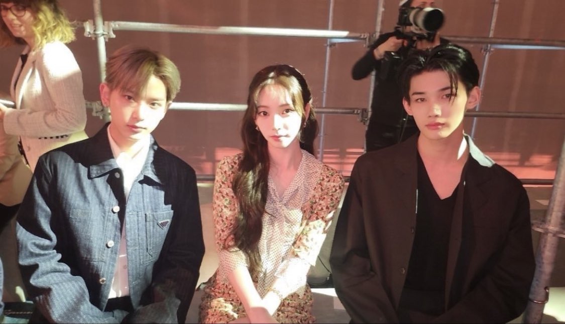 daqueenfirework's tweet image. SUPERNOVA TWINK MEETS SUPERNOVA SINGER