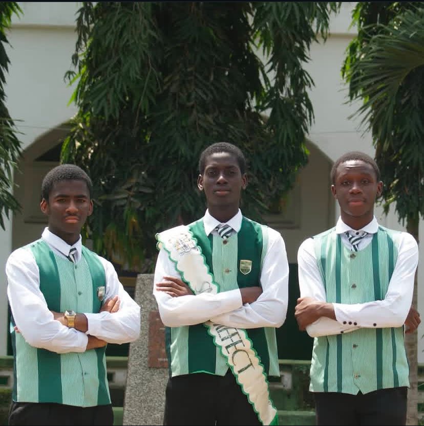 Senior Prefect for the 17/18 academic year .
Master Idun  Emmanuel flanked by his able deputies do you remember them?

#ThrowbackThursday 
#ActionNkotsee