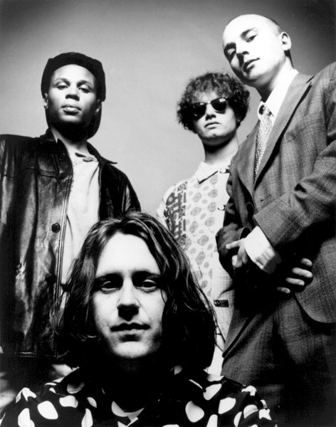 myfizzypop's tweet photo. Happy 30th to a song about summer shifting to autumn, yet released in the early spring of 1995 (#onthisdayinpop in 1995). #BooRadley's #WakeUpBoo was a brilliant, infectious slice of brit-pop - one of the best singles of the year. Was part Wham, part Beatles, part Mama & Papas! https://t.co/9uKCnAc4nS
