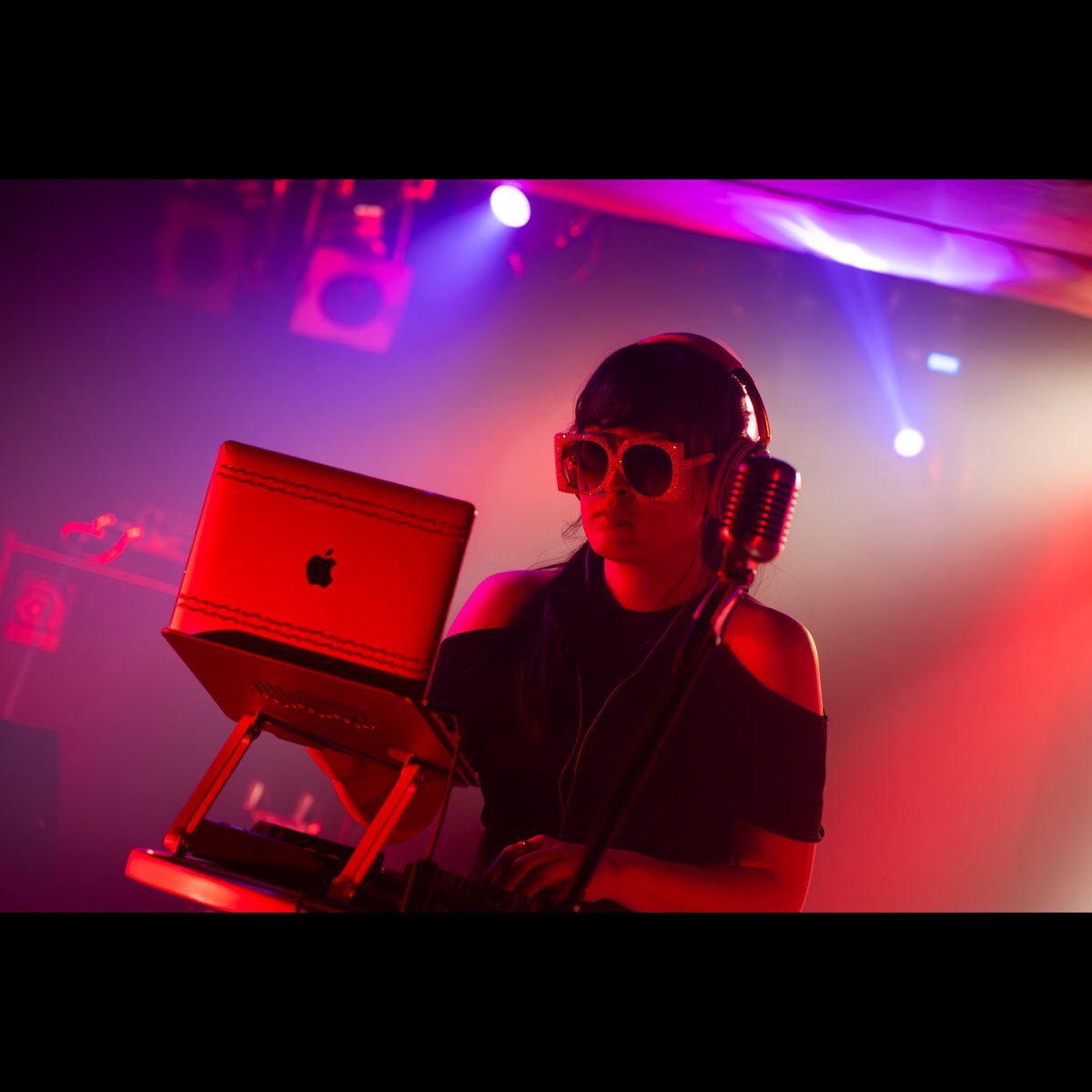 rtn_info's tweet photo. 2024.7.14
"RUN THROUGH NIGHT 2"
in Shimokitazawa WAVER
DJ Hitommiy
#RUNTHROUGHNIGHT2 #DJHitommiy #RTN2 #下北沢WAVER #ShimokitazawaWAVER https://t.co/BSVRcSqJNa