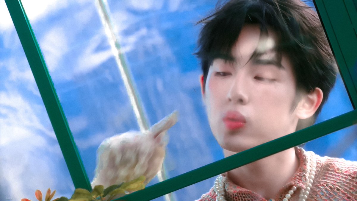 Let's WINWIN tweet media