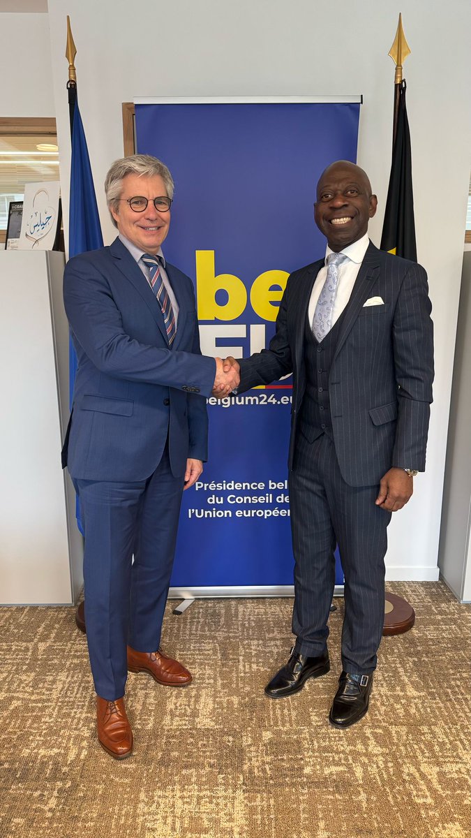 Tras 14 años representando a Guinea Ecuatorial en Bruselas, hoy reafirmo mi compromiso con la cooperación internacional desde <a href="/UNESCO/">UNESCO 🏛️ #Education #Sciences #Culture 🇺🇳</a>. Me he reunido con el Delegado Permanente de Bélgica ante la organización, Peter Van De Velde, para fortalecer nuestras relaciones y explorar