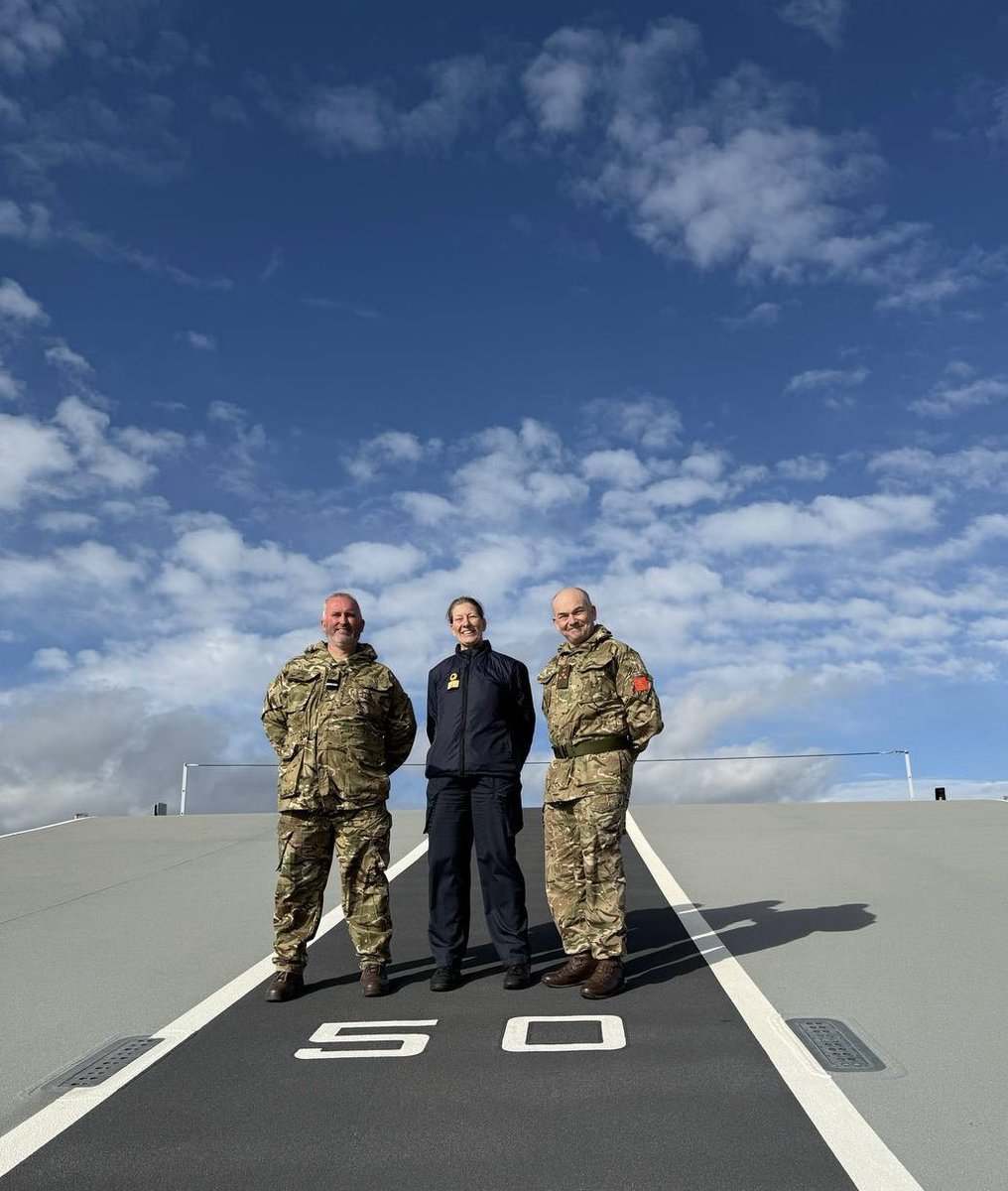 CdreAHofman's tweet image. Super day hosting my fellow Heads of Medical Services, and their OF5s , along with Strat Plans from HQ DMS as we seek to look for opportunities to further optimise integrated operating. Thanks also to the CO and Medical team @HMSQNLZ for your valuable time. @DMS_MilMed