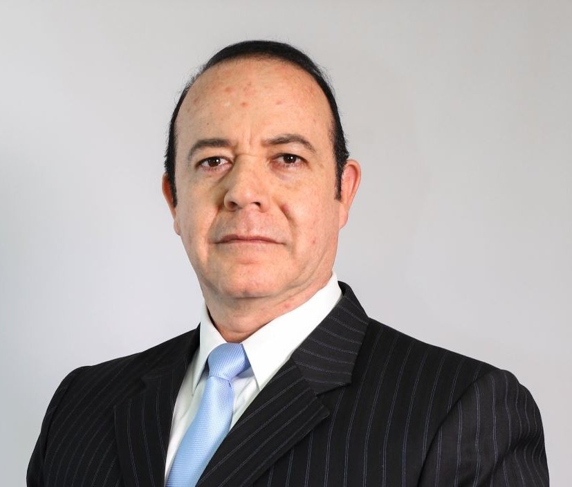 carlos_vills04's tweet image. Luego de que se ligara a proceso por asesinato a Gerardo Alexander Paniagua Córdova alias el Gallero, se obtuvo información de que es familiar del PDH Alejandro Córdova  información que según las imágenes se podría suponer es cierto. Además, se verifico fue proveedor de la PGN.