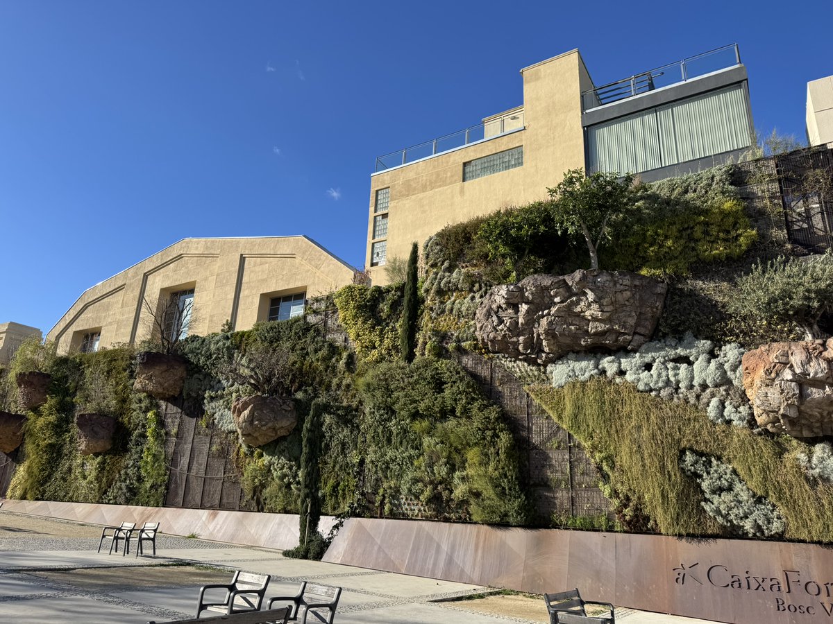 HSLimited's tweet image. As promised, an update from our Creative Director, Mike, on his experience out in Barcelona with the students from Napier University. 🌏

 #HarrisonStevens #PositiveContribution #EdinburghNapier