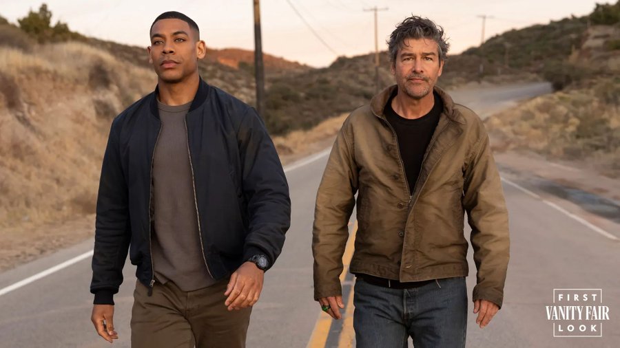 Lanternas Verdes, futura série da DC acaba de ganhar a primeira imagem com Kyle Chandler e Adam Pierre, que serão Hal Jordan e John Stewart, respectivamente. 