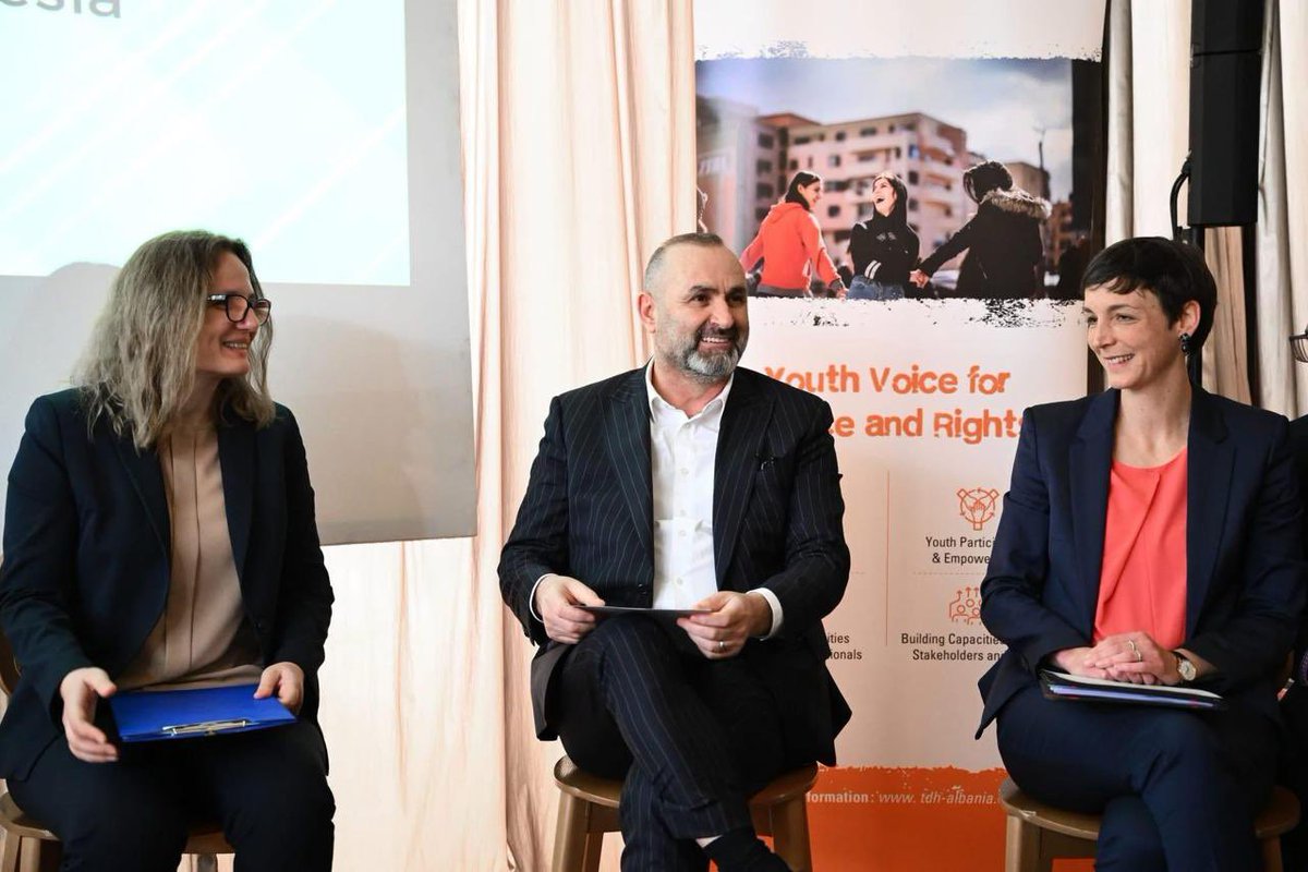 The overall aim of the project is to strengthen the child-friendliness of the Albanian justice system by increasing the ownership of right-holders (children and youth) and duty-bearers (law enforcement and social care professionals).
 
Fotocredit: Terre des Hommes