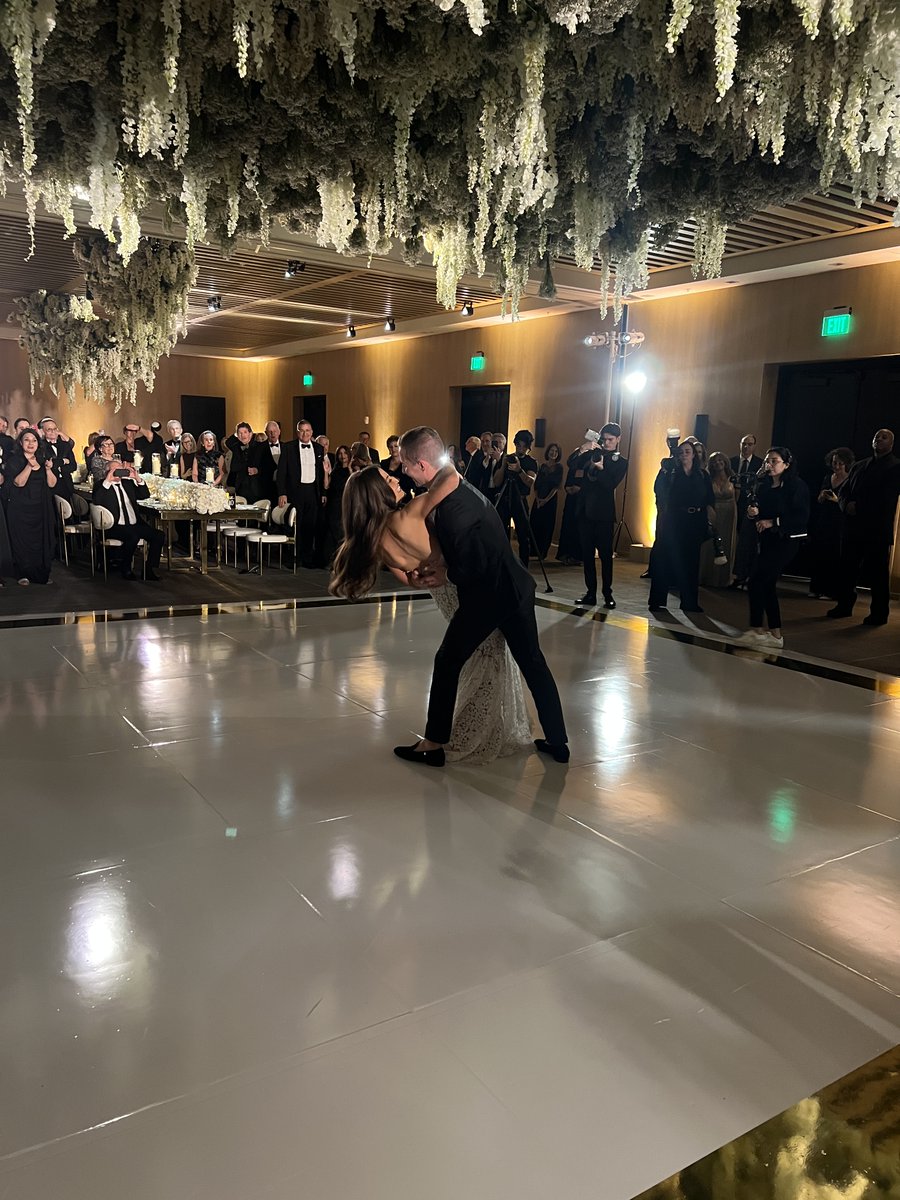 DrMapleOrtho's tweet photo. Huge congratulations to our very own Dr. Sam on her marriage to her husband Alex this past weekend! Mazel Tov! 🎉 https://t.co/dJDitwyKrc