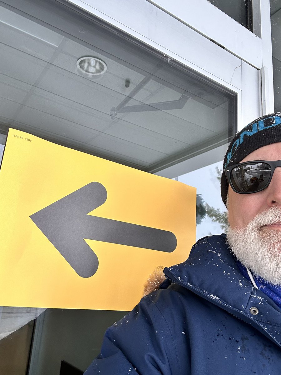 heyitstva's tweet photo. I did. You should as well. If you’re not mobile, call your local numbers for assistance.
#onpoli #ONelection #abc https://t.co/JgZ2OVaYmM