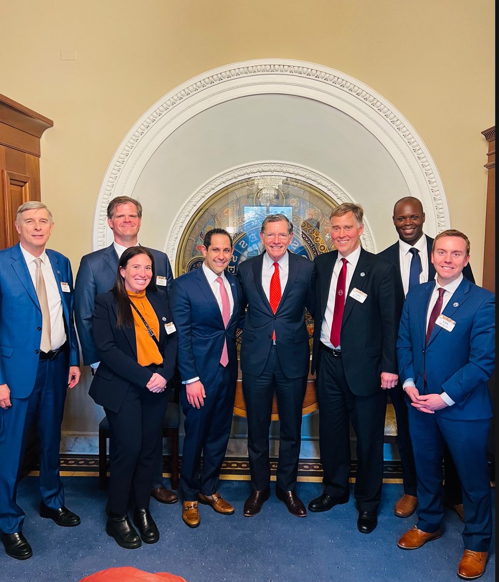 Brian Chalmers (@brianchalmersmd) on Twitter photo Our @aahks president Dr. Huddleston and the advocacy committee met with Senator Barrasso from Wyoming about health policy and maintaining access for our patients - he is also an orthopedic surgeon! <a href="/AAHKS/">AAHKS</a> <a href="/HSpecialSurgery/">Hospital for Special Surgery (HSS)</a> <a href="/HSSProfEd/">HSS Education Institute</a> <a href="/JennaBernstein7/">Jenna Bernstein</a> <a href="/jointdocShields/">John Shields, MD, FAAOS</a> #orthotwitter Our @aahks president Dr. Huddleston and the advocacy committee met with Senator Barrasso from Wyoming about health policy and maintaining access for our patients - he is also an orthopedic surgeon! <a href="/AAHKS/">AAHKS</a> <a href="/HSpecialSurgery/">Hospital for Special Surgery (HSS)</a> <a href="/HSSProfEd/">HSS Education Institute</a> <a href="/JennaBernstein7/">Jenna Bernstein</a> <a href="/jointdocShields/">John Shields, MD, FAAOS</a> #orthotwitter