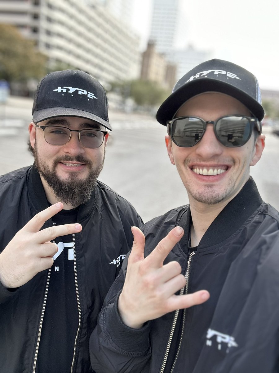 Hype Daxxziti (@daxxziti) on Twitter photo Gm gamers & degens!
A lot of things are moving in the right direction and I am super excited/thankful for the upcoming weeks! โ๏ธ
<a href="/HypeUnit/">Hype Unit</a> fam is in town this weekend big gaming on the Hyper X stage with <a href="/playoffthegrid/">Off The Grid</a> & <a href="/ShatterlineFPS/">Shatterline FPS</a> ! ๐ฏ Gm gamers & degens!
A lot of things are moving in the right direction and I am super excited/thankful for the upcoming weeks! โ๏ธ
<a href="/HypeUnit/">Hype Unit</a> fam is in town this weekend big gaming on the Hyper X stage with <a href="/playoffthegrid/">Off The Grid</a> & <a href="/ShatterlineFPS/">Shatterline FPS</a> ! ๐ฏ