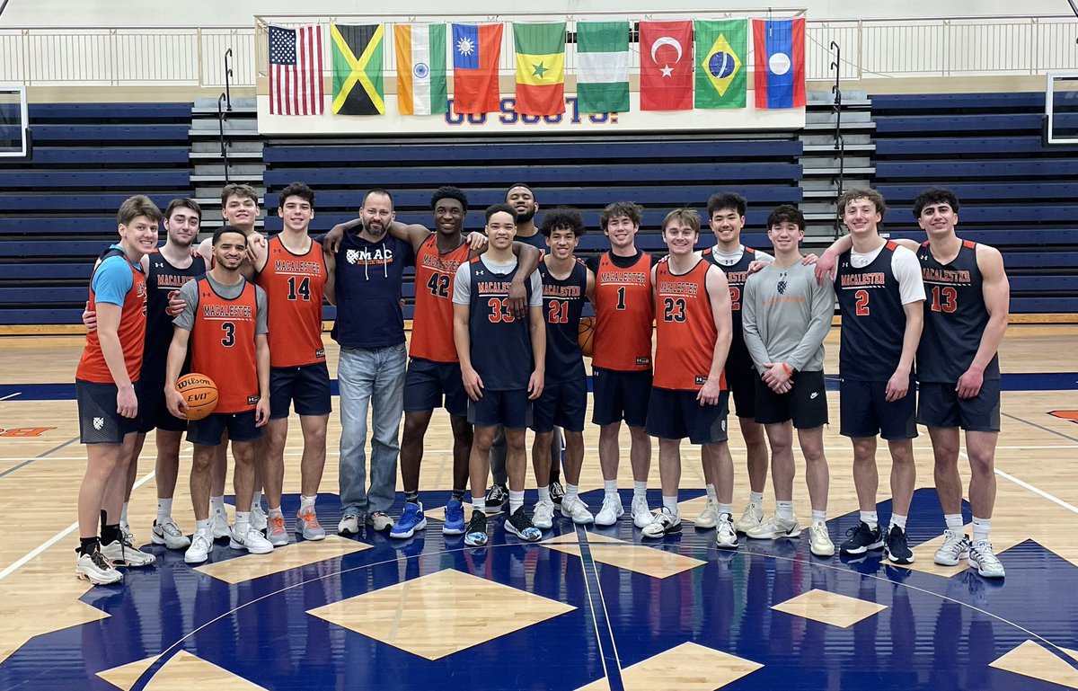 Macalester Men’s Basketball (@macalestermbb) on Twitter photo Thanks to our entire <a href="/MacalesterAthl1/">Macalester Athletic Training</a> team for taking care of our student-athletes 💙🧡 Thanks to our entire <a href="/MacalesterAthl1/">Macalester Athletic Training</a> team for taking care of our student-athletes 💙🧡