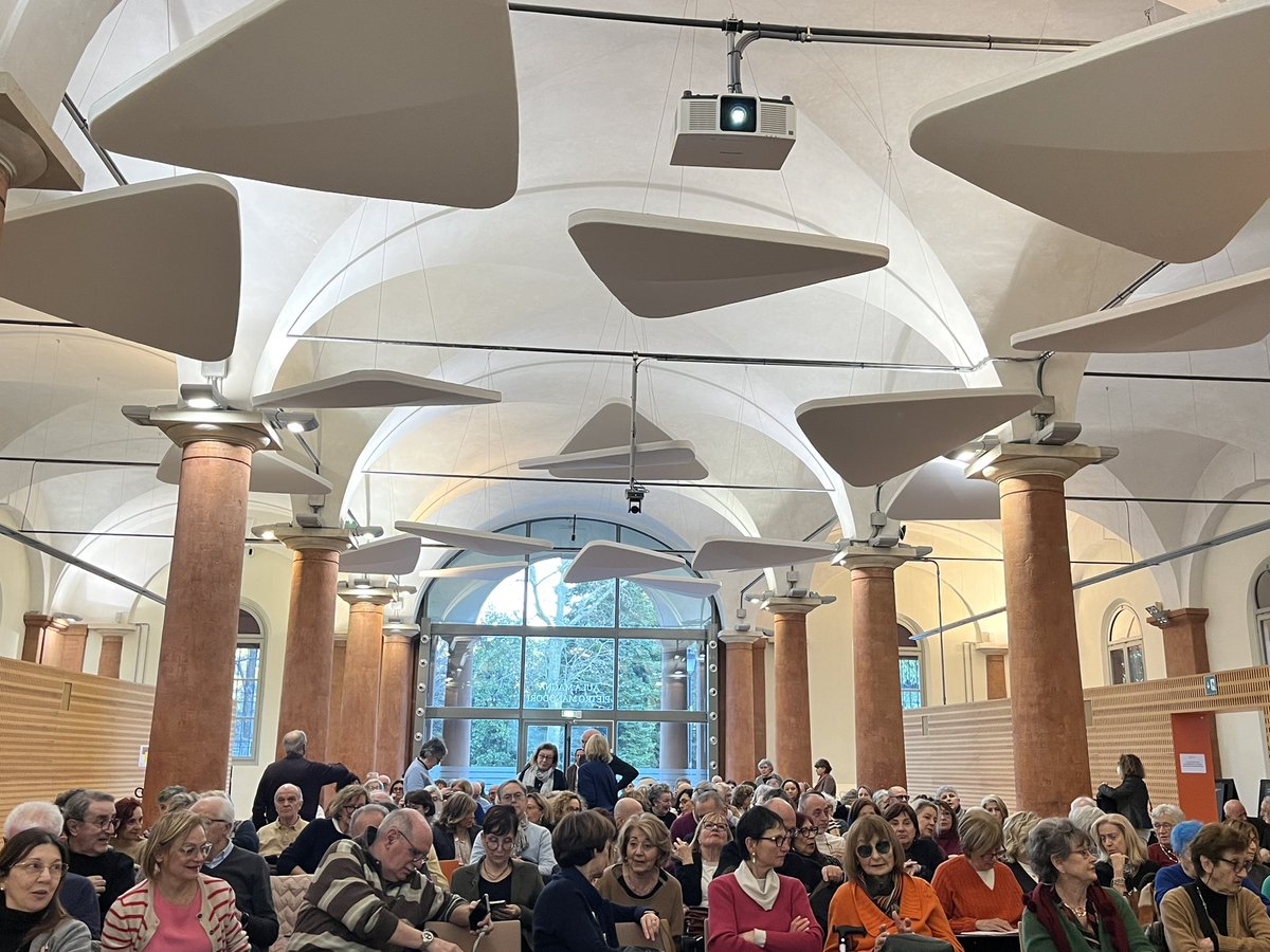 grazie a LUC e <a href="/UNIMORE_univ/">UNIMORE</a> per l’invito a parlare di Frontiere d’Europa nell’era Trump