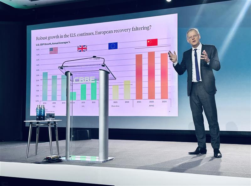 "Savvy investors need to look through the political noise and see a robust consumer sector that is going to drive global growth." - <a href="/RichardJBarkham/">Richard Barkham</a>, Global Chief Economist for <a href="/CBRE/">CBRE</a>, at #CBREInvestorSymposium