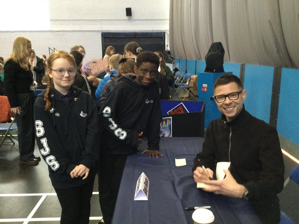 Stamshaw Junior (UNICAT) (@stamshawjun) on Twitter photo Congratulations to our Year 6 team of four for participating in the <a href="/PortsmouthSLS/">Portsmouth School Library Service</a> Literature Quiz! They not only got to compete but also had the opportunity to meet the authors of the books they’ve been reading. Well done for an impressive performance. We are proud of you 😀 Congratulations to our Year 6 team of four for participating in the <a href="/PortsmouthSLS/">Portsmouth School Library Service</a> Literature Quiz! They not only got to compete but also had the opportunity to meet the authors of the books they’ve been reading. Well done for an impressive performance. We are proud of you 😀