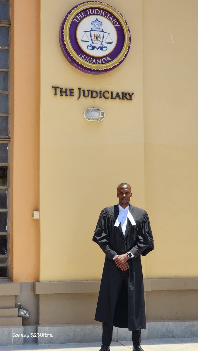 tosa_fc's tweet image. Join us in congratulating our own President Norman Nyarubona upon being enrolled as an Advocate of the High court and all subordinate courts.
Congratulations sir upon this achievement💪💪.
The Tosa family is proud of you sir
#CreedOfTheKitchen
#Akasayi