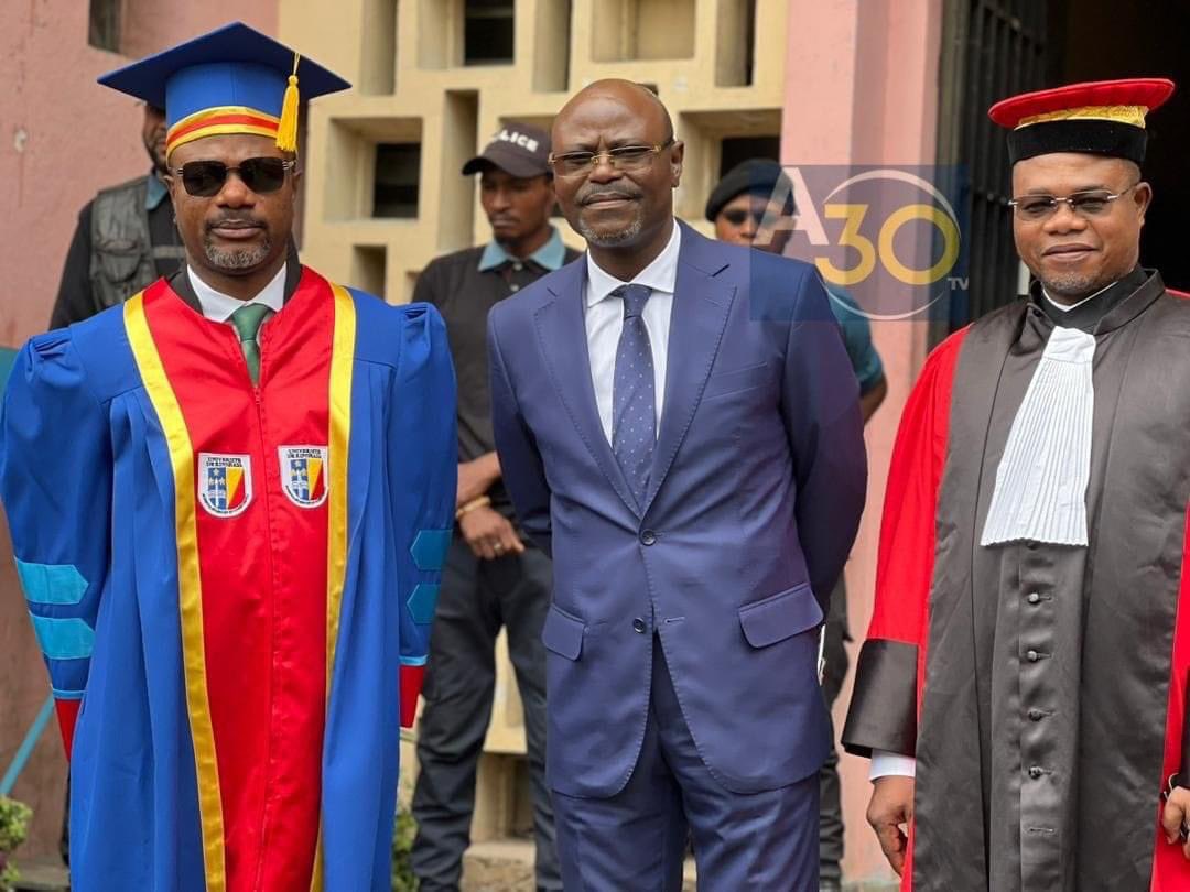 King Lesh 👑 tweet media