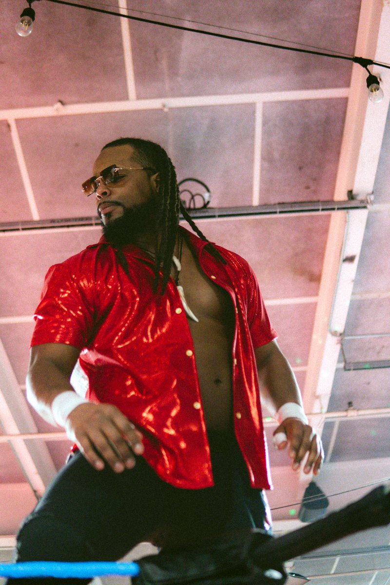 HesBiGCuZZO's tweet photo. Ready to take on the world, one match at a time. 💪🏾
📸 @iamdannydarko
.
.
#WrestlingLife #InTheRing #ChampionMindset #Federated #BigCuzzo https://t.co/YrfxcYpXu9