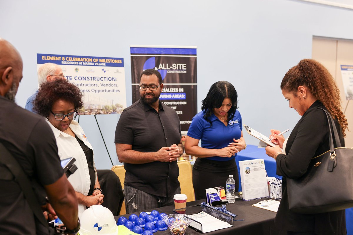 Rivierabch's tweet image. Had a great time at the Element 8 – Residences at Marina Village info session! 🎉 Got a sneak peek at the vision, amenities, leasing opportunities, and subcontractor roles. Excited to see this project bring more growth to Riviera Beach! 🌊 #MarinaVillage #RivieraBeach #Element8
