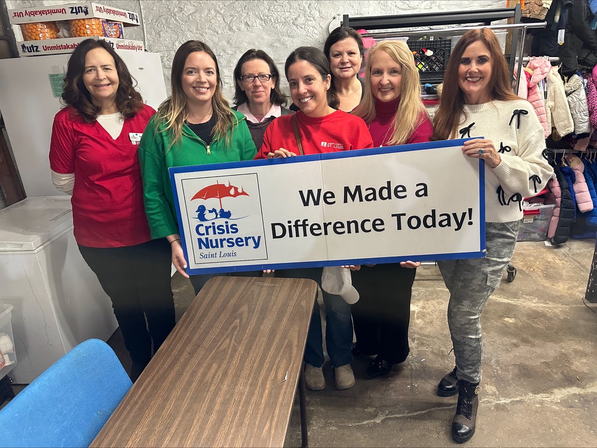 STLCrisisKids's tweet photo. ✨@juniorleaguestl has been making an impact since 1986! 💙 Recently, they volunteered at Centene, continuing their legacy of service. Thank you for your dedication!✨

🔗 Get involved: https://t.co/pxl5Pdw2iR

#SaintLouisCrisisNursery #SLCN #PreventingChildAbuse #JuniorLeague https://t.co/Vvpay8C1TZ
