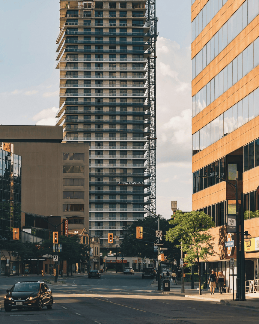London is home to so many versatile filming locations—from historic landmarks to modern urban landscapes and breathtaking natural scenery perfect for all your film &amp; TV needs!

What’s a hidden gem location in the city that would make a perfect film set?

📸: Scott Webb