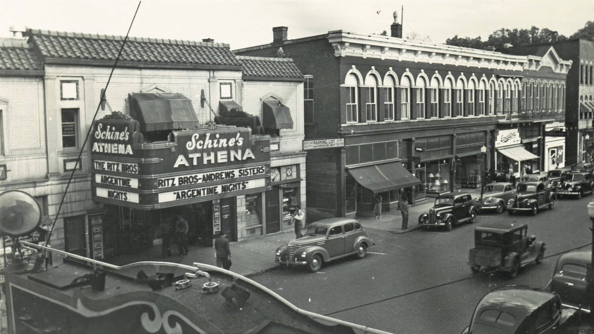 Take a look back on the Athena's past ⏪ 🎥

Opened in June 1915, @athenacinema been a film hub for decades.  

Today, it's managed by @ohiofinearts and operates as a three-screen art house theater and classroom. 🍿

📷: @aldenlibrary Digital Archives, 1940