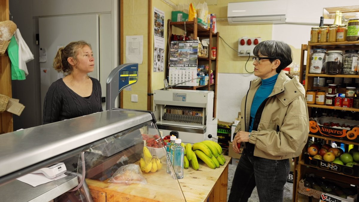 RTVECatalunya's tweet image. 🤔 Sabies que el #Berguedà ha patit una gran desertificació bancària?

🚙 Avui, a #EnRouter, descobreix com la tecnologia ha canviat la manera de fer negocis i la relació amb els diners

⏰ A les 10:30h a @La1_tve i a RTVE Play Catalunya
🔗rtve.es/v/16324575