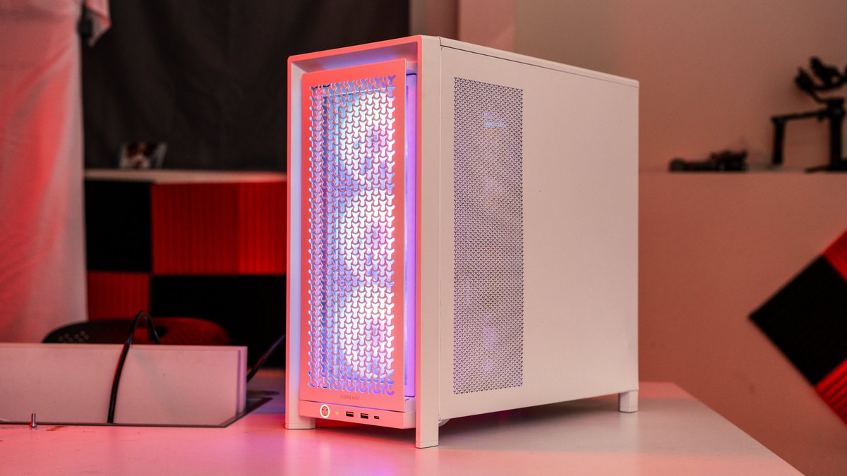 DirSheharyarM's tweet image. BRAND NEW Corsair 4000D Video Editing Build Ryzen 7700 | 32 GB RAM | Sapphire Nitro 6600XT
#computerbuild #videoeditingbuild #ryzen #computer #corsair #photographer #photoediting #radeon #amd #pcbuild #creator #contentcreator #machine #computer #video #professionaleditor