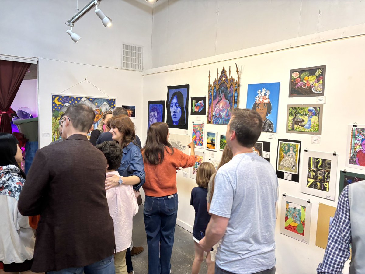 Mandy (@mandylebo) on Twitter photo A fantastic turnout for this yearβs Midtown Cluster Art Show! Our 5 Elementary schools, Howard Middle and Midtown High artists have worked so hard this year, and it shows. A great night of community, art, and joy! <a href="/APSHoward/">David T. Howard Middle School</a> <a href="/erickson_sarah_/">Sarah Erickson</a> #apsarts A fantastic turnout for this yearβs Midtown Cluster Art Show! Our 5 Elementary schools, Howard Middle and Midtown High artists have worked so hard this year, and it shows. A great night of community, art, and joy! <a href="/APSHoward/">David T. Howard Middle School</a> <a href="/erickson_sarah_/">Sarah Erickson</a> #apsarts