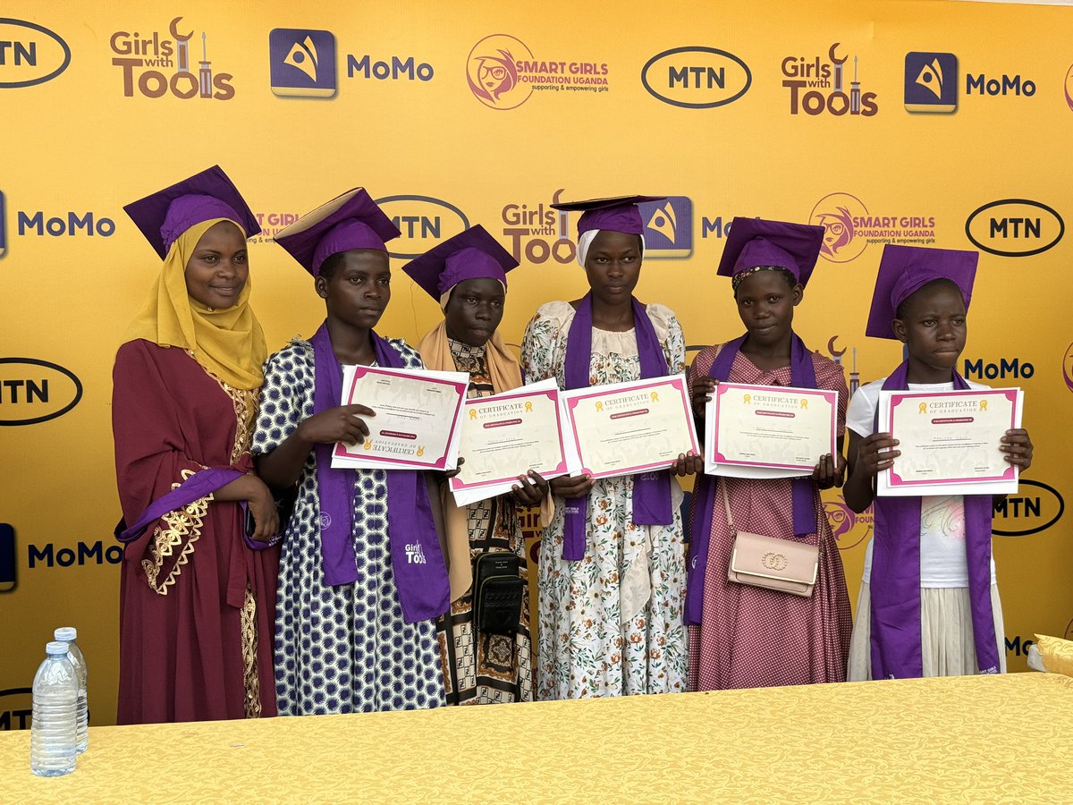AssortedAfrica's tweet image. Education is a perfect equalizer! Our #girlsinTech graduated yesterday with a WHOLE national certificate in ICT. We thank @smartgirlsug @thepaulhodgestrust for facilitating this training we thank @mtnug for funding this program together we are #unstoppable