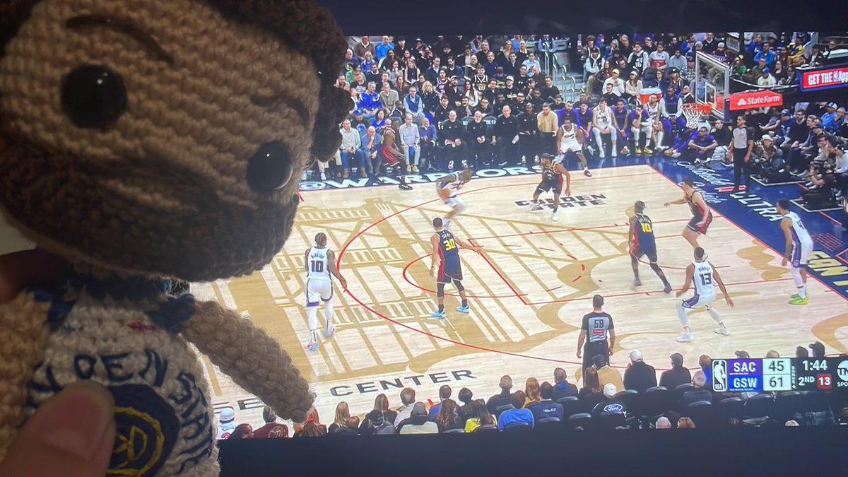 Today is my 15th birthday. I'm celebrating it in the best way by watching a Warriors game!

 Up Curry, tomorrow is his birthday! 🥳
